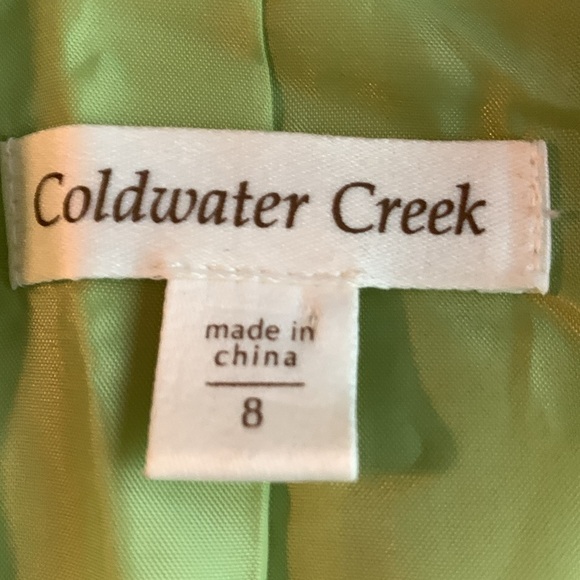 Coldwater Creek green jacket. Three buttons. Ruffled detailing bottom. Size 8 - Picture 2 of 11